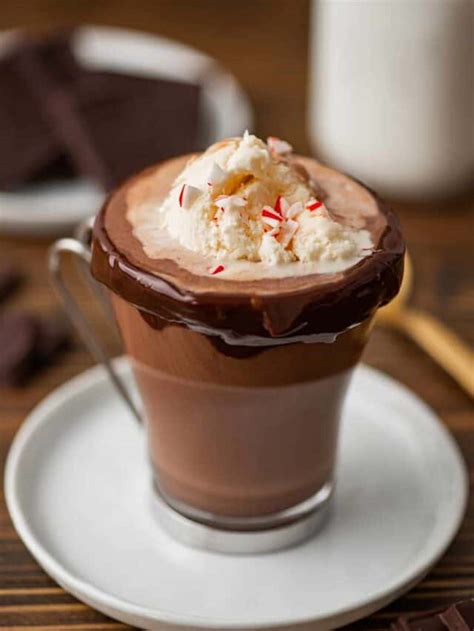 How To Make A Hot Chocolate Float Baking Mischief