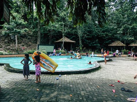 Wisata » harga tiket » harga tiket masuk malang night paradise maret 2021. Wisata Pemandian Desa Sesaot, Segar Alami Berhiaskan Tangga Air