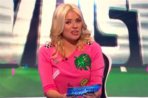 Holly Willoughby S Fat Shaming Causes Guest To Storm Off Show Daily Star
