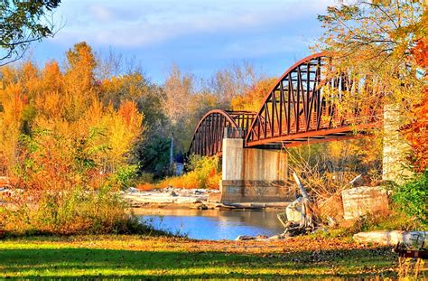 Bridge Over A Lake In Autumn Fall Trees Lakes Bridges Autumn