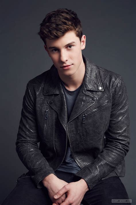 Slideshow - Shawn Mendes Live! Photo Gallery - Part of Shawn-Mendes.com