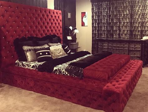 Velvet Oversize Crystal Tufted Platform Bed With Tufted Storage Bench