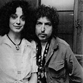 Sara and Bob Bob Dylan Family, Family Guy, John Lennon Yoko Ono ...