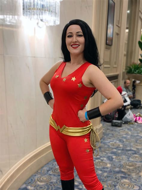 new 52 donna troy cosplay