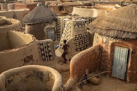 gurunsi villages tiebele south of burkina faso african house vernacular architecture