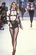 Claudia Schiffer / CHLOE' Runway Show F/W 1992 in 2022 | Fashion ...