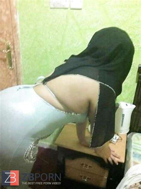Arab Inexperienced Muslim Beurette Hijab Bnat Huge Booty Vol Zb Porn