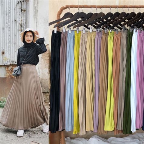 Rok plisket atau pleated skirt merupakan salah satu fashion item yang cukup populer untuk para perempuan. ROK PLISKET PREMIUM TERMURAH SERIES 1 | Shopee Indonesia