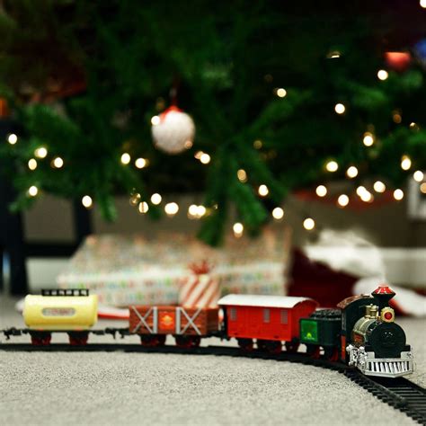 Christmas Tree Train Set Train Around Christmas Tree Passion And Perks