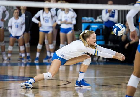 UCLA Womens Volleyball Falls To Washington Despite Strong First Set