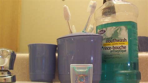Should You Brush Or Floss First Dental Tribune Usa Floss Dental