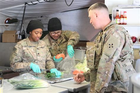 2ibct 4id Competes In Connelly Field Feeding Competition Article
