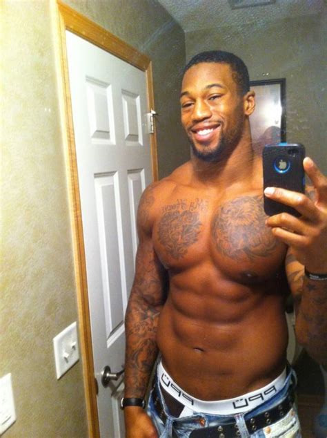 Sgt Coach Picks His Fave Studs On Guys With Iphones 24 Pics