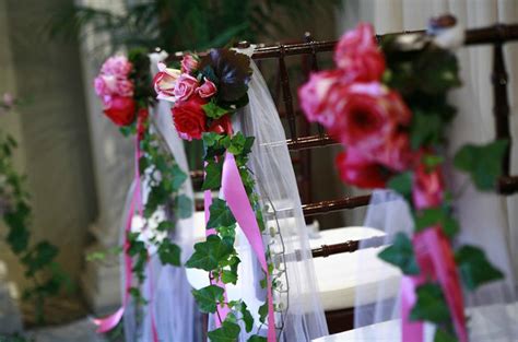 Pew ends don't have to be expensive or use expensive blooms; deversdesign: Double duty church pew wedding decorations