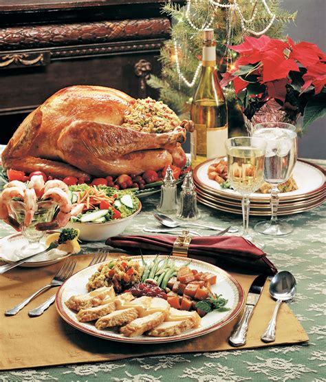 If you're feeling stuck by what to make this year, take a look at these carefully cultivated, easy christmas dinner menu ideas, each based around simple themes to help you choose which kind of christmas dinner best. Pin by Prepared Food Photos on Meat | Traditional ...