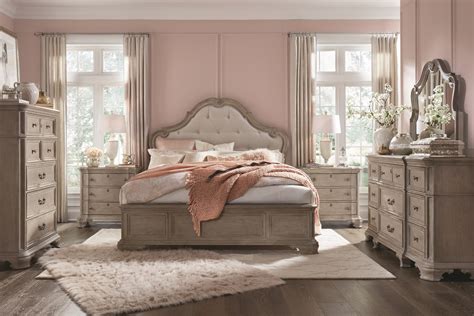 Famous Concept 15 Taupe Bedroom Inspirations