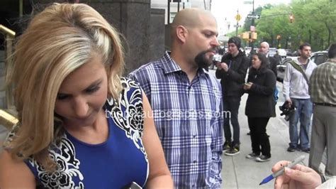 Jarrod Schulz And Brandi Passante Signing Autographs At Their Nyc Hotel Youtube
