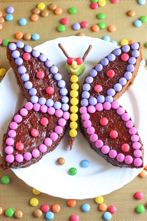 G Teau D Anniversaire En Forme De Papillon Elle Mijote Quelque Chose Recette Gateau