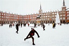 Spain Madrid Snow Storm - Spain Snowstorm People Grab Their Skis Amid ...
