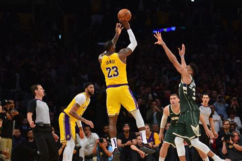 Milwaukee Bucks Vs Los Angeles Lakers Game Preview Brew Hoop