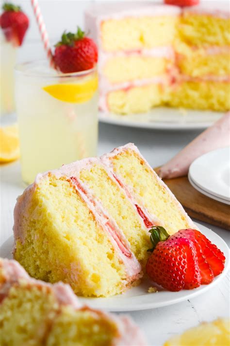 Strawberry Lemonade Cake Dance Around The Kitchen