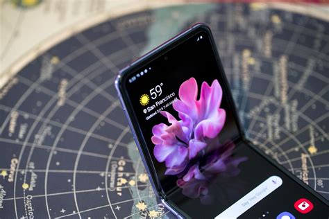 It didn't take long a lot of testing for our samsung galaxy z flip review to realize that samsung had built the most polished foldable phone yet — at least until the galaxy z fold 2's subsequent release. Samsung says Galaxy Z Flip is already sold out online - CNET