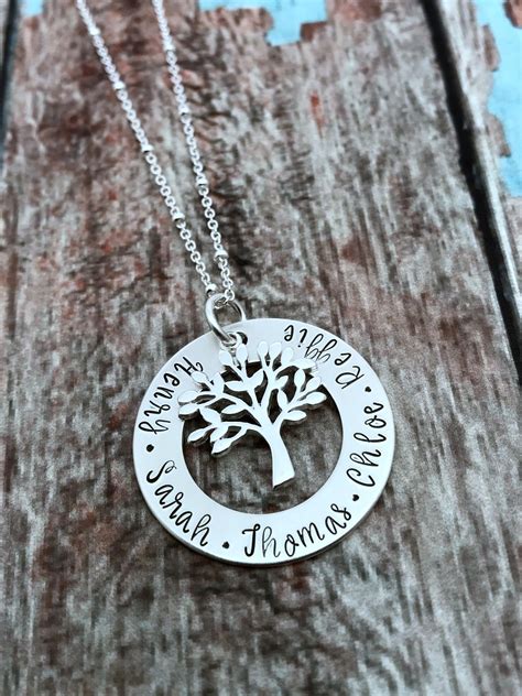 Personalized mother's day gifts in spanish. Family Tree Necklace, Personalized Mothers Day Gift ...