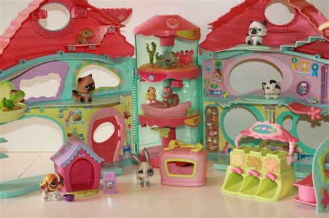 Biggest Littlest Pet Shop House Playhouse Playset Hasbro Lps Almost