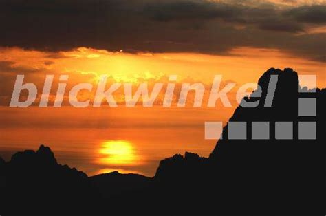 Blickwinkel Sonnenaufgang In Den Bavella Bergen Frankreich Korsika
