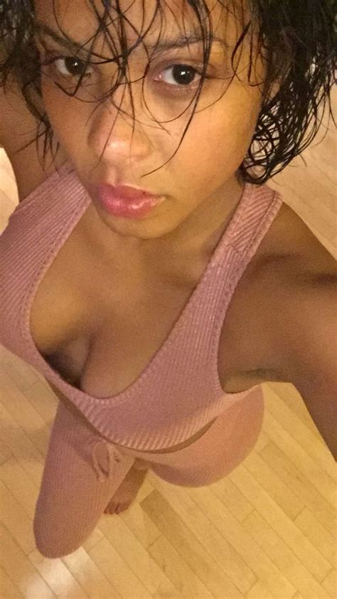 Christina Milian Cleavage Photos The Fappening Celebrity Photo Leaks