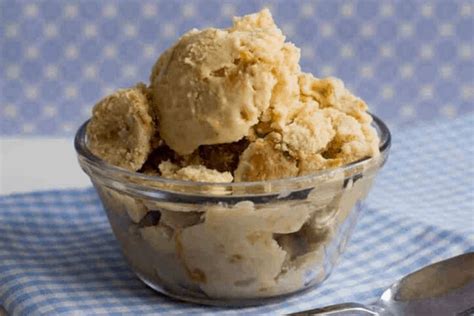 easy keto ice cream recipes    carb fitness bash