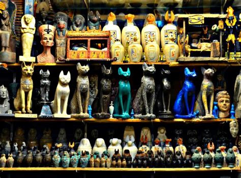 17 Uniquely Egyptian Things To Buy In Cairo