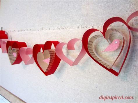 See more ideas about valentine decorations, valentine, valentine crafts. Simple Valentine garland craft. | The V Spot