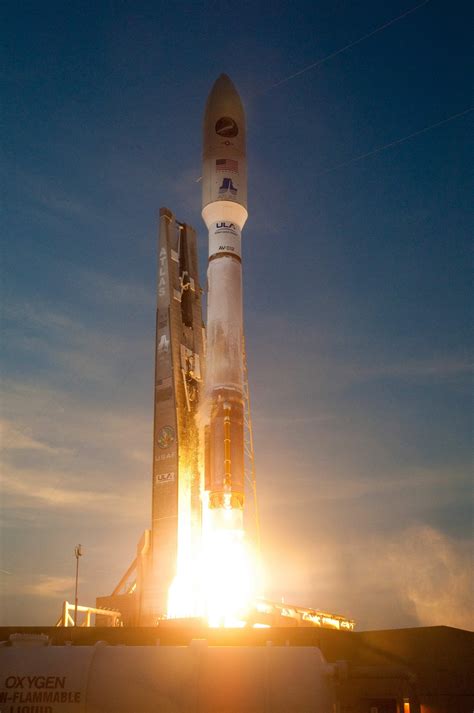 Air Force Officials Launch Atlas V Carrying X 37b Orbital Test Vehicle