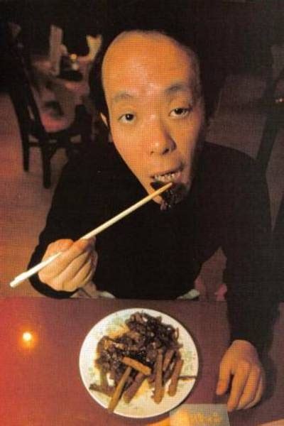 (writer, actor, speaker, commentator, chef, food reviewer / critic). Emcharos 2002: Issei Sagawa, el caníbal literario