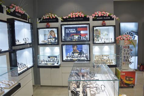 Titan Launches Its 500th World Of Titan Store In Kolkata
