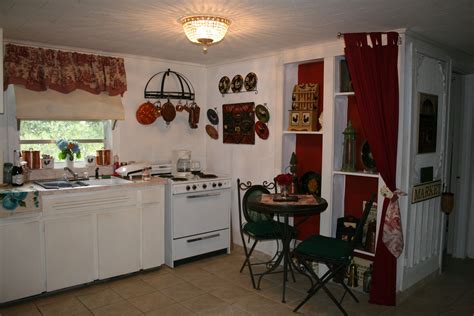 A trailer gets ready for summer fun. Lake Cottage French inspired decor | Lake cottage decor ...