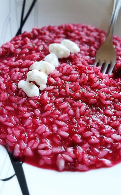 Gnocchi di barbabietola rossa con asparagi e noci. Risotto alla Barbabietola Rossa con Panna Acida. Detox con ...