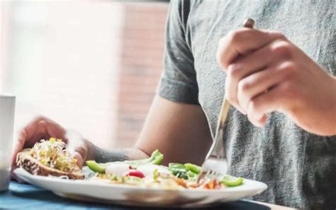 Pilihan menunya tentu yang rendah lemak cara membuat menu diet seminggu tanpa daging bisa memanfaatkan sayur dan buah. 'Stop' makan nasi seminggu bukti lelaki buncit boleh kurus ...