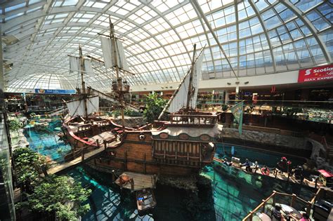 10 Of The Worlds Largest Most Jaw Dropping Shopping Malls The