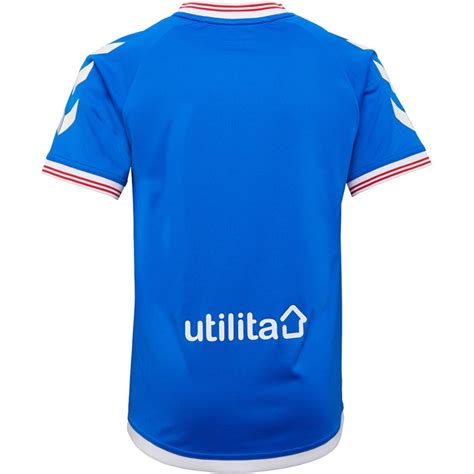 Zum vervollständigen des fußballkults haben wir die passenden fanartikel und accessoires zu ihrer lieblingsmannschaft, die von pins bis hin zur bettwäsche alles bieten was das herz des fußballfreunds höher. Hummel Jungen RFC Rangers Home Fußball Trikot Blau