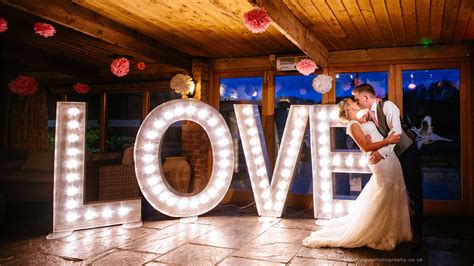 Light Up Love Sign Wedding Letter Hire