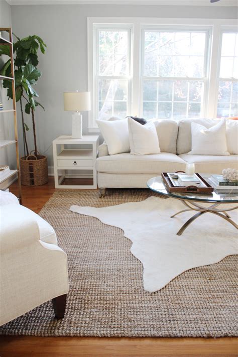 Layering Rugs Home Décor Trend How To Layer Rugs