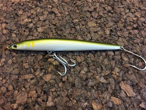 Needlefish Sandeel Plug Lure Olive Over White Striped Bass Blue Fish 3