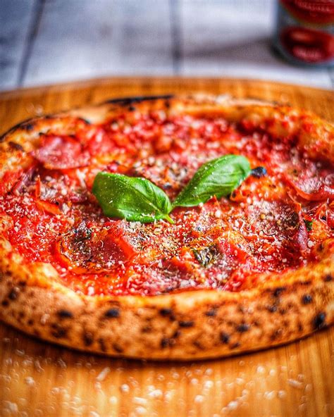 Classic Marinara Pizza The True Taste Of Italy Hn Magazine