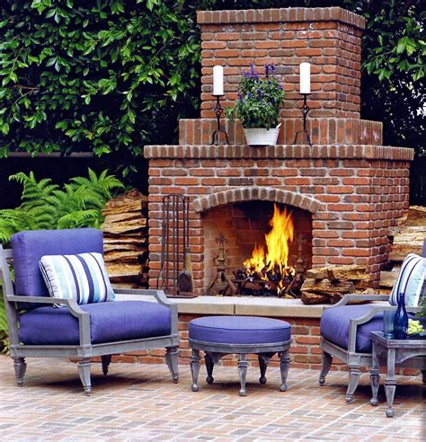 Simple And Stylish Backyard Fireplace Ideas For A Cozy Outdoor Space