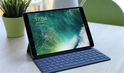 The latest iteration of apple's mobile platform offers the best selection of apps in the business, including a multitude of options that have been optimized to. iPad Pro 10.5-inch review - Apple's greatest tablet, if ...