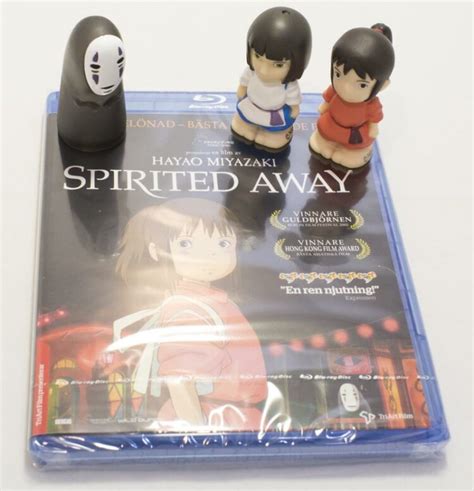 Spirited Away Paket Blu Ray Plastfigurer Ordbilders Webbshop
