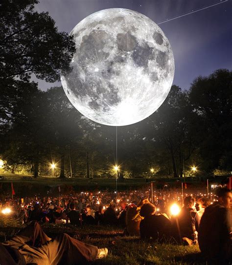 Giant Moon To Take Part In Bristol International Balloon Fiesta West