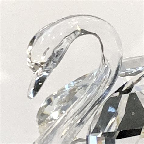 Swarovski Crystal Large Swan Glass Hemswell Antique Centres